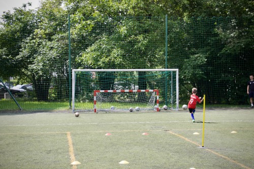 Zajęcia strzeleckie dla dzieci w Strefie Piłkarza